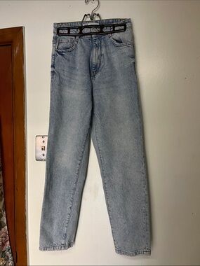 Zara Washed Light Blue High-Rise Straight Jeans
